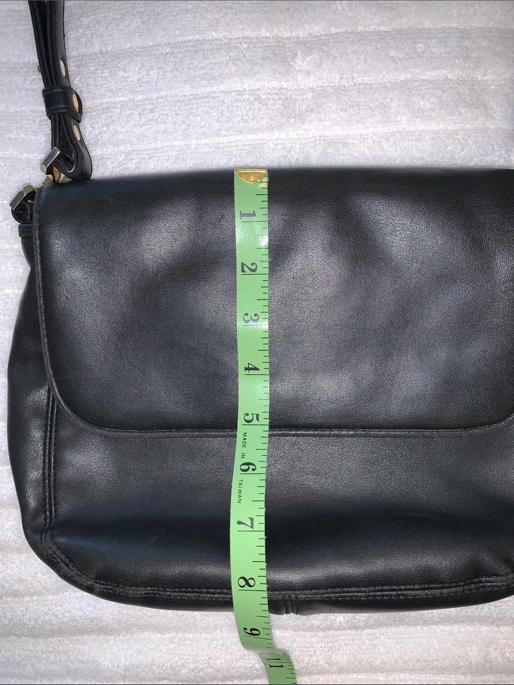 Y2K Liz Claiborne Black Leather Shoulder Bag with Silver Toned  Hardware - Picture 8 of 13
